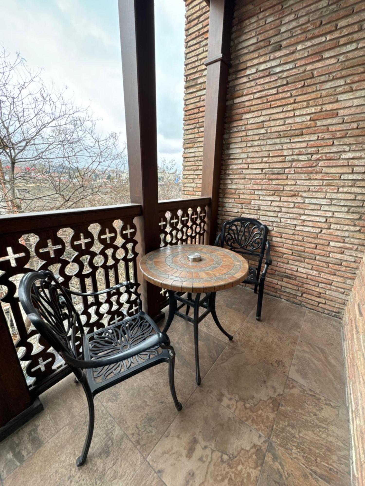 Hotel Metekhi Line Тбілісі Екстер'єр фото