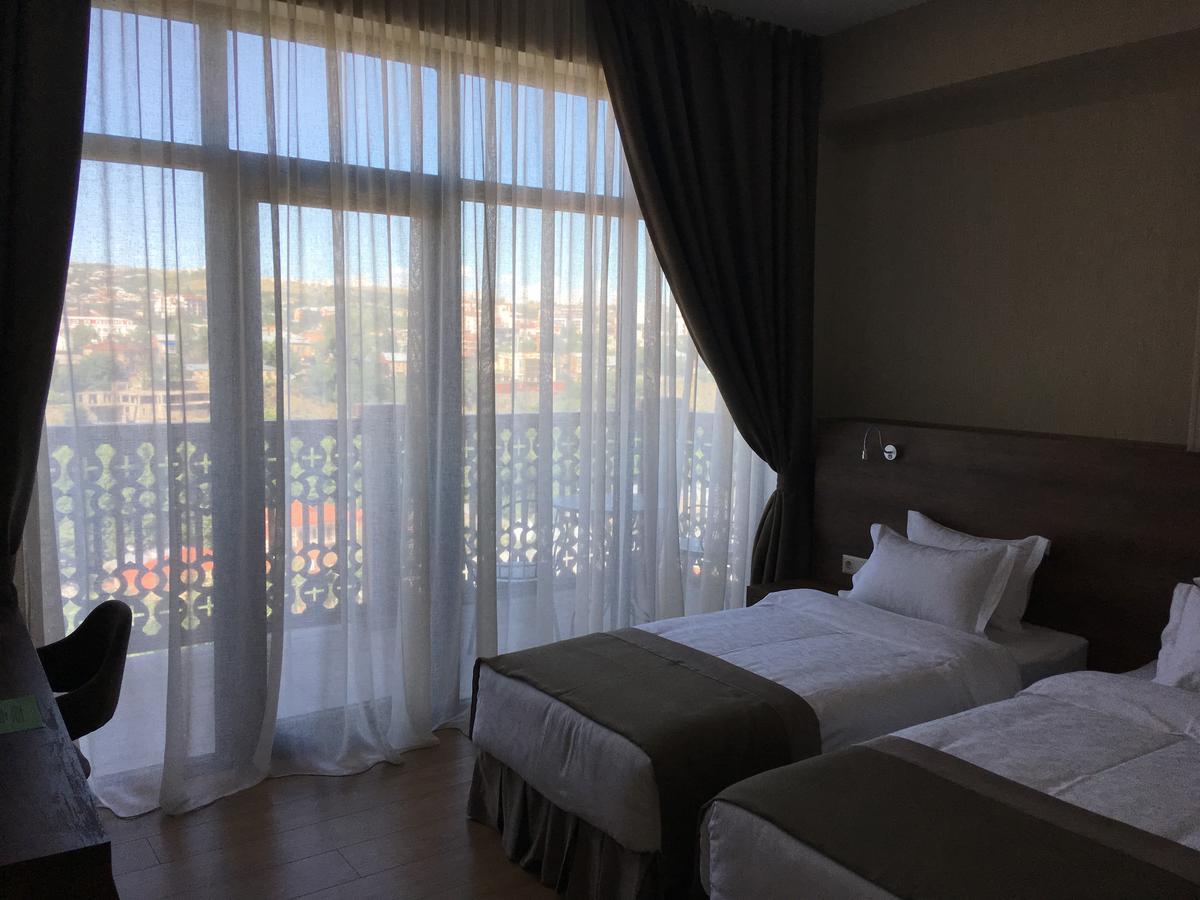 Hotel Metekhi Line Тбілісі Екстер'єр фото